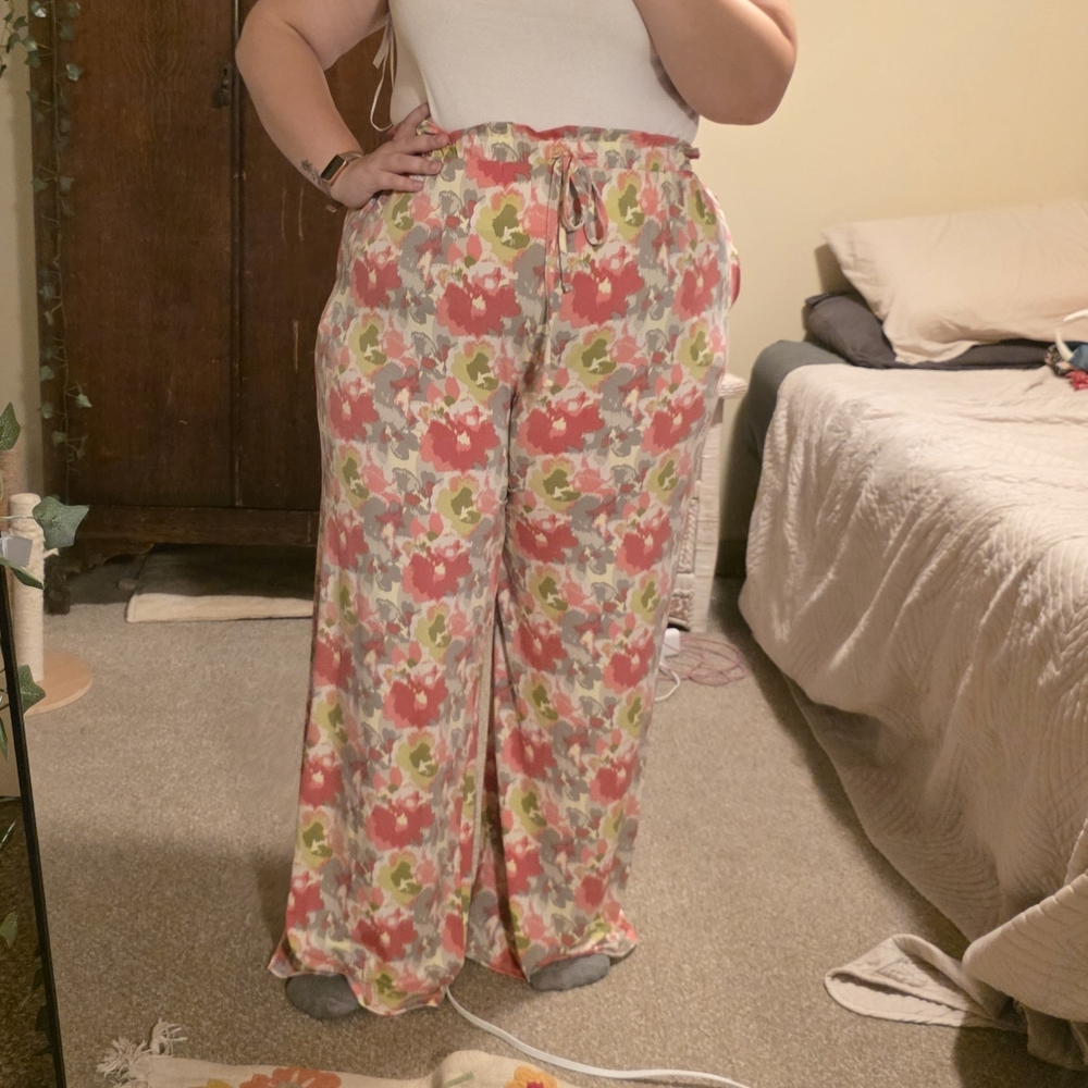 NWT Forever 21 Size 18 / 3X Flowy Pant
